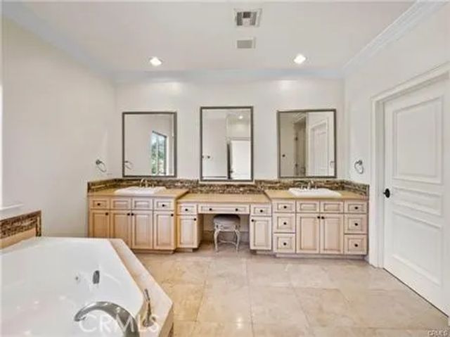 14739 Hesby, Sherman Oaks, CA 91403