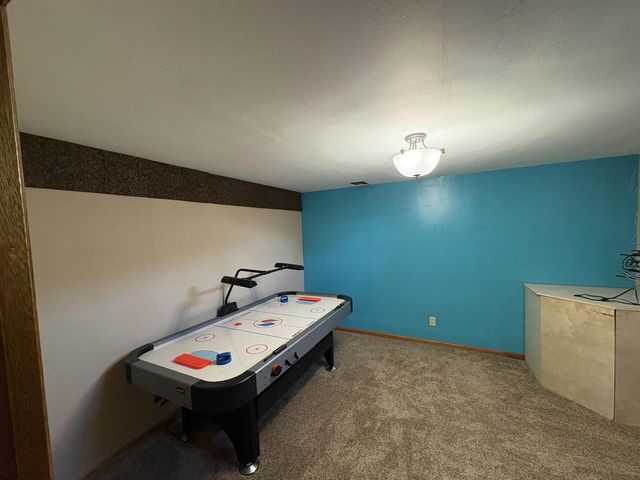 3407 N WINDWARD LANE, Appleton, WI 54911