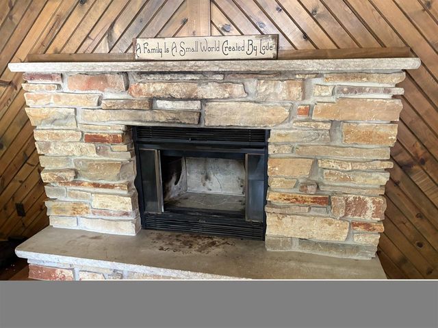 3407 N WINDWARD LANE, Appleton, WI 54911