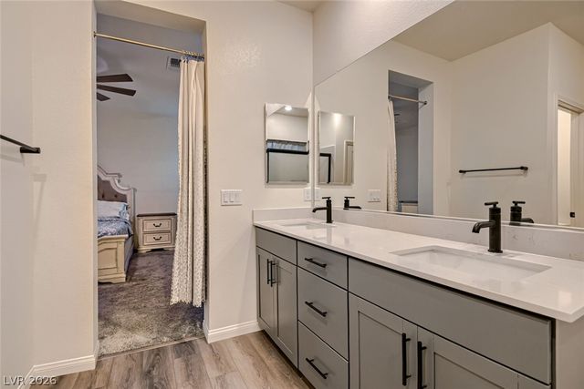 143 Silver Run Lane, Las Vegas, NV 89138
