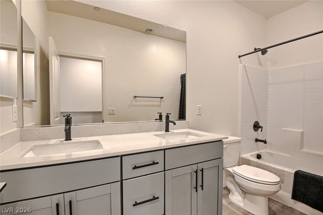 143 Silver Run Lane, Las Vegas, NV 89138