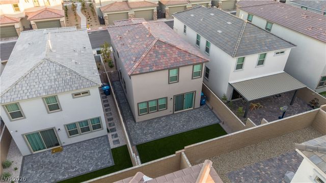 143 Silver Run Lane, Las Vegas, NV 89138
