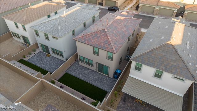143 Silver Run Lane, Las Vegas, NV 89138