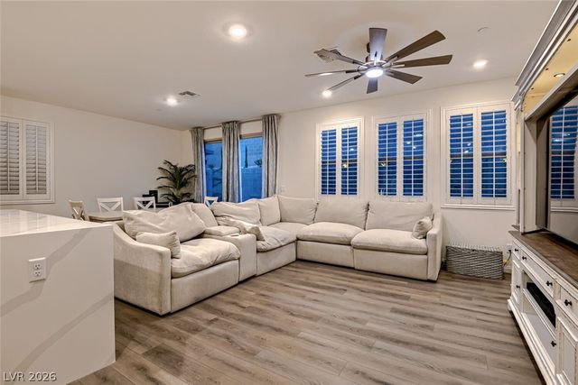 143 Silver Run Lane, Las Vegas, NV 89138