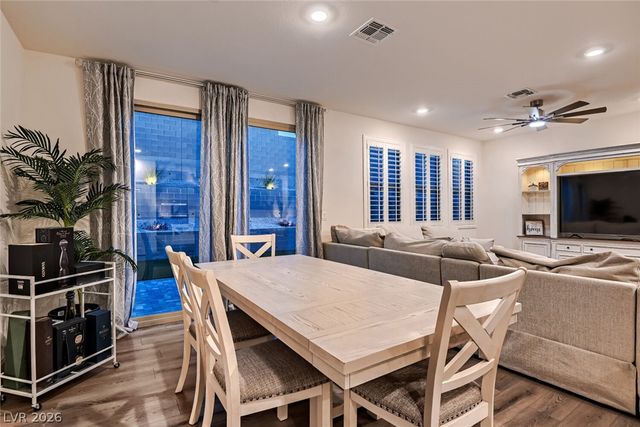 143 Silver Run Lane, Las Vegas, NV 89138