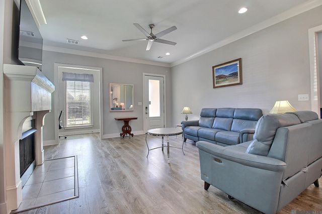 12051 Rotterdam Ave, Geismar, LA 70743