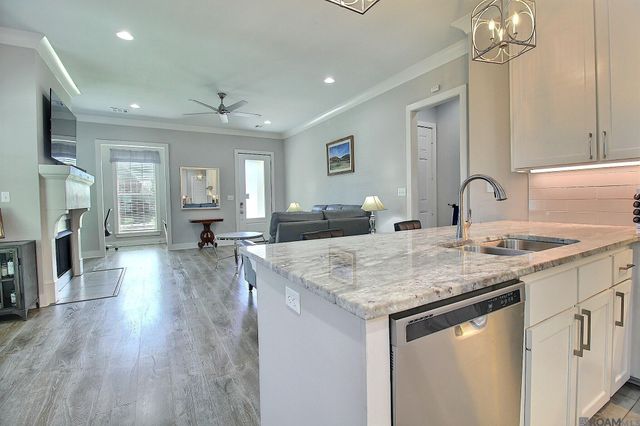 12051 Rotterdam Ave, Geismar, LA 70743