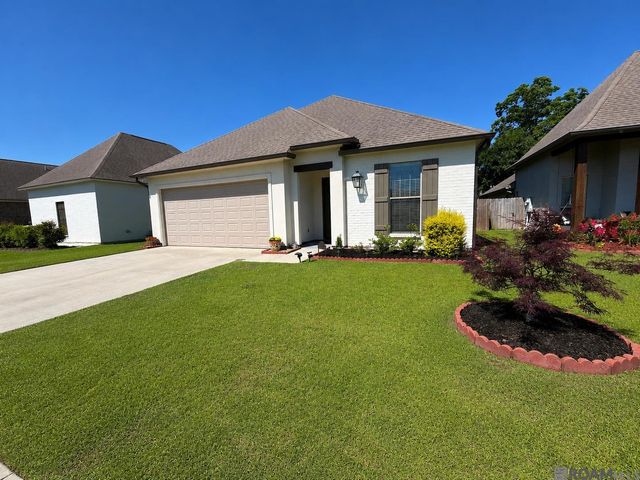 12051 Rotterdam Ave, Geismar, LA 70743