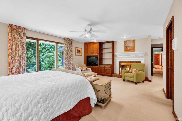 11051 Kahre Court, Evansville, IN 47710