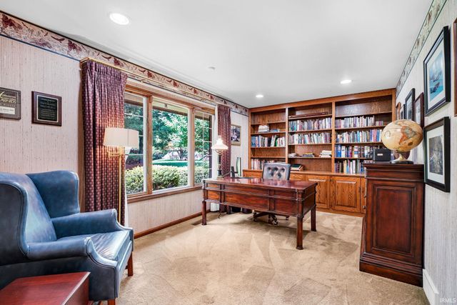 11051 Kahre Court, Evansville, IN 47710