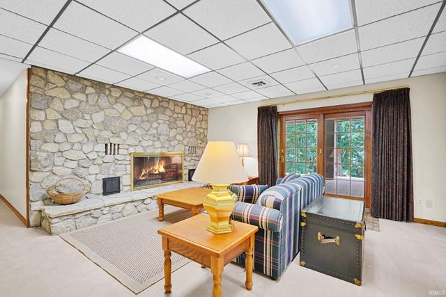 11051 Kahre Court, Evansville, IN 47710