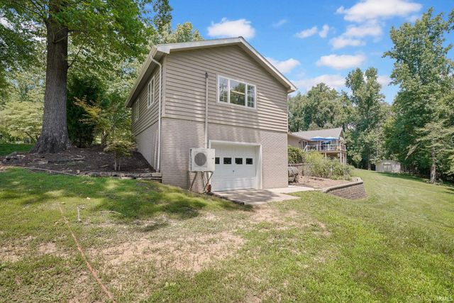 11051 Kahre Court, Evansville, IN 47710