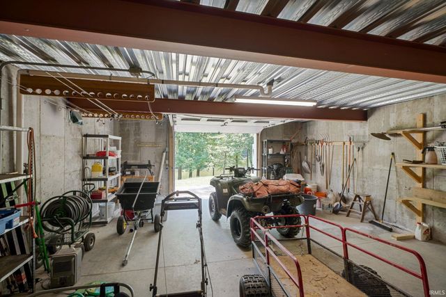 11051 Kahre Court, Evansville, IN 47710