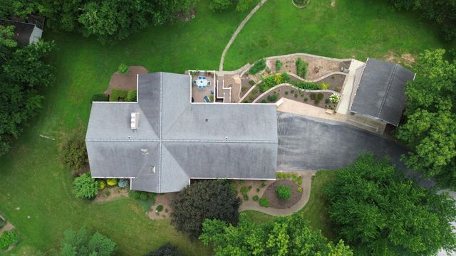 11051 Kahre Court, Evansville, IN 47710