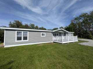 709 W Wilson Street, Hebron, IN 46341