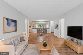 5911 EDSALL RD #403, Alexandria, VA 22304