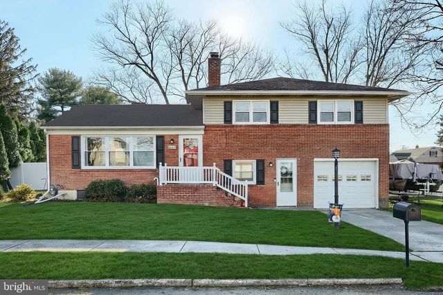 102 PINE SPRINGS BLVD, York, PA 17408