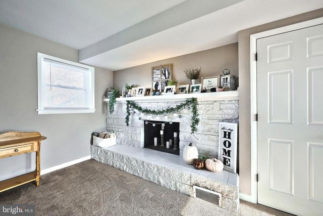 102 PINE SPRINGS BLVD, York, PA 17408