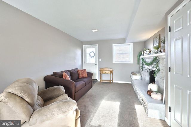 102 PINE SPRINGS BLVD, York, PA 17408