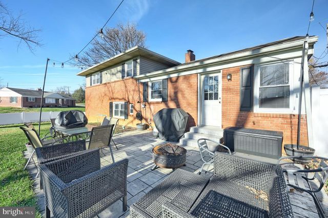 102 PINE SPRINGS BLVD, York, PA 17408