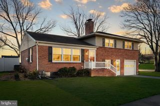 102 PINE SPRINGS BLVD, York, PA 17408