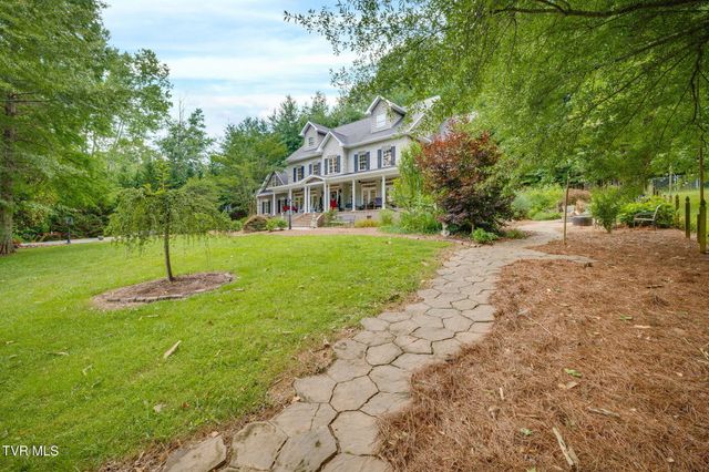 487 Barr Road, Blountville, TN 37617