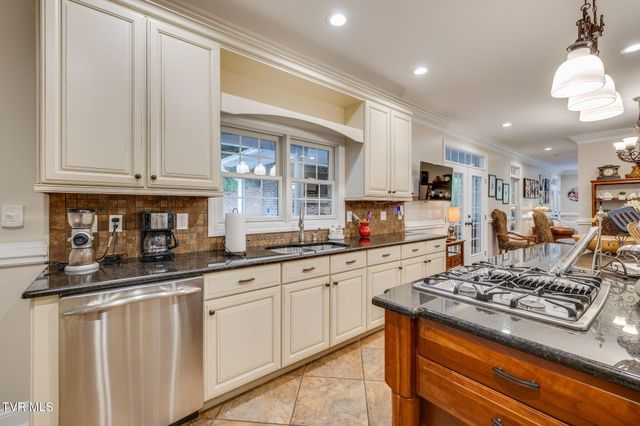487 Barr Road, Blountville, TN 37617