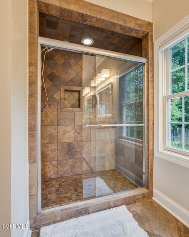487 Barr Road, Blountville, TN 37617