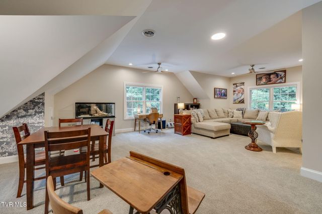 487 Barr Road, Blountville, TN 37617