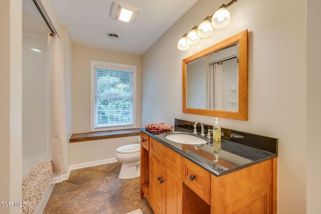 487 Barr Road, Blountville, TN 37617
