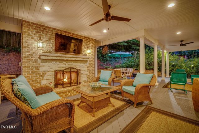 487 Barr Road, Blountville, TN 37617