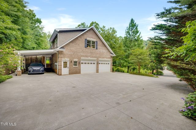 487 Barr Road, Blountville, TN 37617