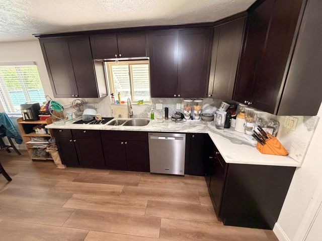 7818 Jacinto Rd, Elk Grove, CA 95758