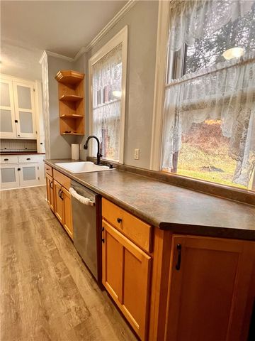 1299 Old State Rd, Kiskiminetas Twp, PA 15613