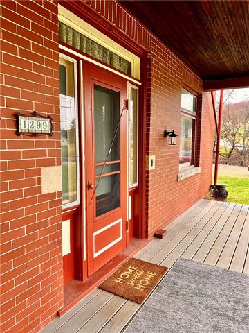 1299 Old State Rd, Kiskiminetas Twp, PA 15613