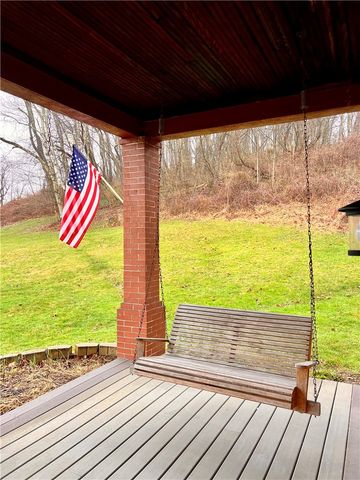 1299 Old State Rd, Kiskiminetas Twp, PA 15613