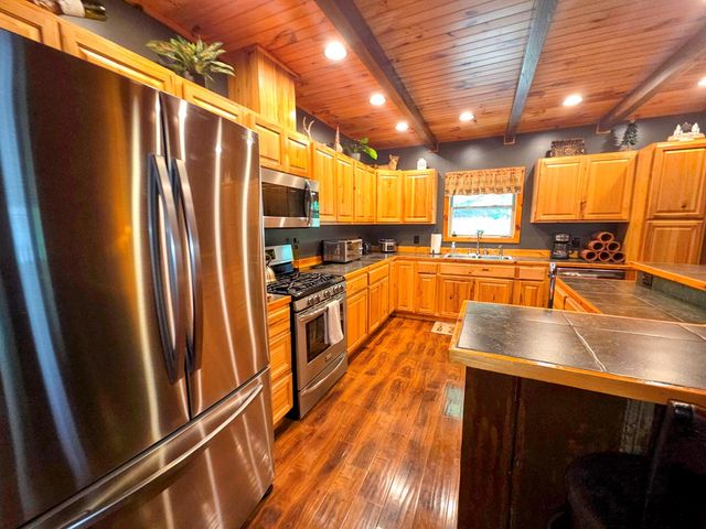 150 Trail Tree Drive, Blairsville, GA 30512