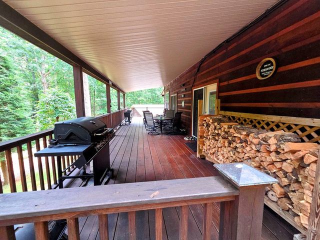 150 Trail Tree Drive, Blairsville, GA 30512