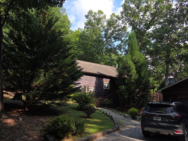 150 Trail Tree Drive, Blairsville, GA 30512