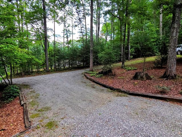 150 Trail Tree Drive, Blairsville, GA 30512