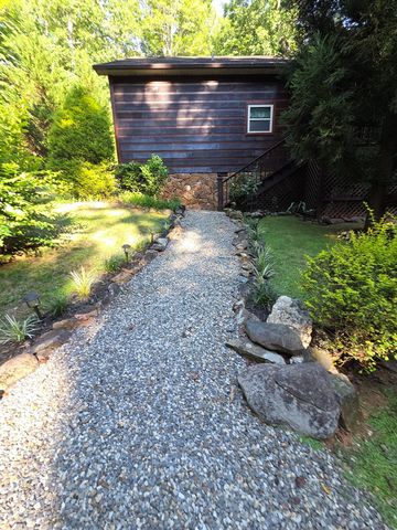 150 Trail Tree Drive, Blairsville, GA 30512