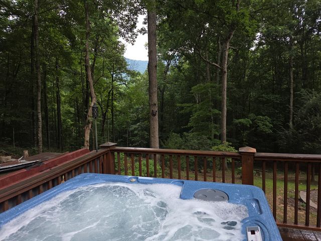 150 Trail Tree Drive, Blairsville, GA 30512
