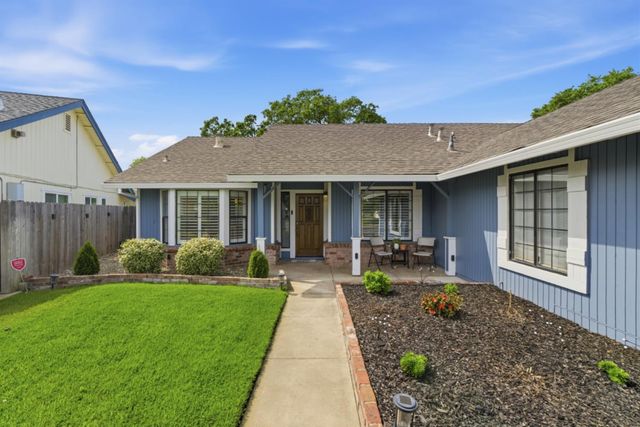 641 Lyndhurst Ave, Roseville, CA 95678