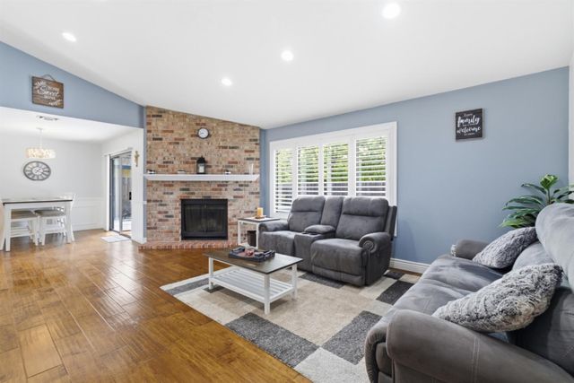 641 Lyndhurst Ave, Roseville, CA 95678