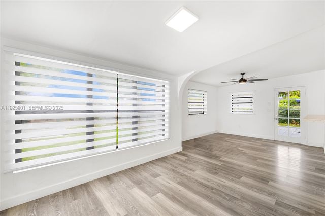 5425 SW 112th Ave, Miami, FL 33165