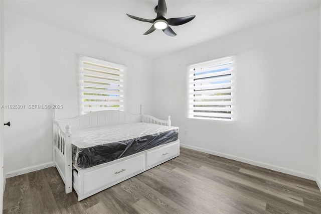 5425 SW 112th Ave, Miami, FL 33165