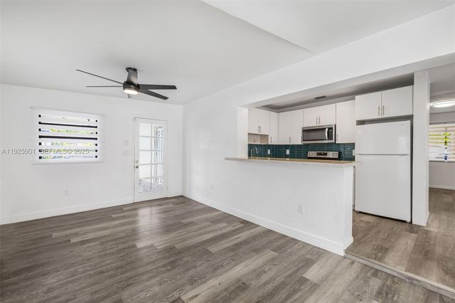 5425 SW 112th Ave, Miami, FL 33165