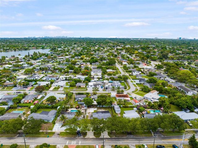 5425 SW 112th Ave, Miami, FL 33165