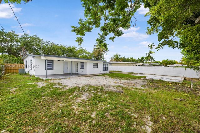 5425 SW 112th Ave, Miami, FL 33165