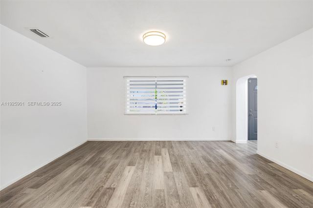 5425 SW 112th Ave, Miami, FL 33165